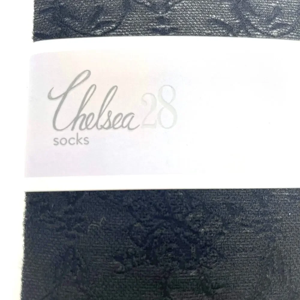 00s CHELSEA 28 NORDSTROM Vintage Black Floral Mesh Socks